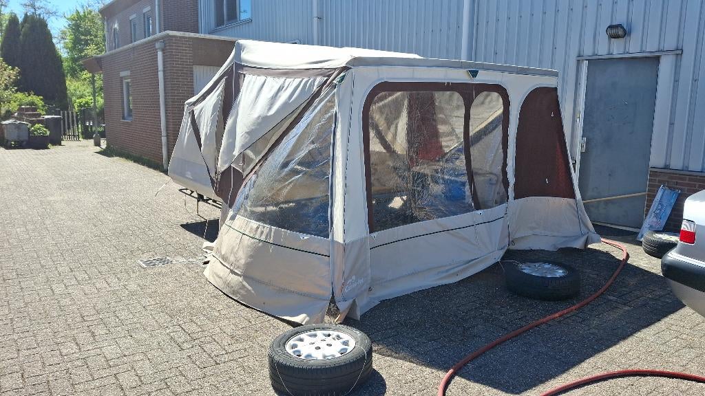 Camplet savanne, Ophalen, Aanwezig, Camp-Let, Tot en met 5