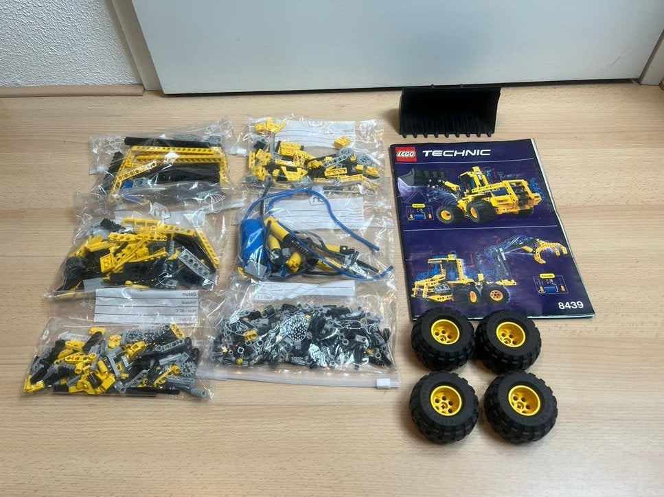 Lego technic 8439, Lego, Compleet, Ophalen of Verzenden, Zo goed als nieuw