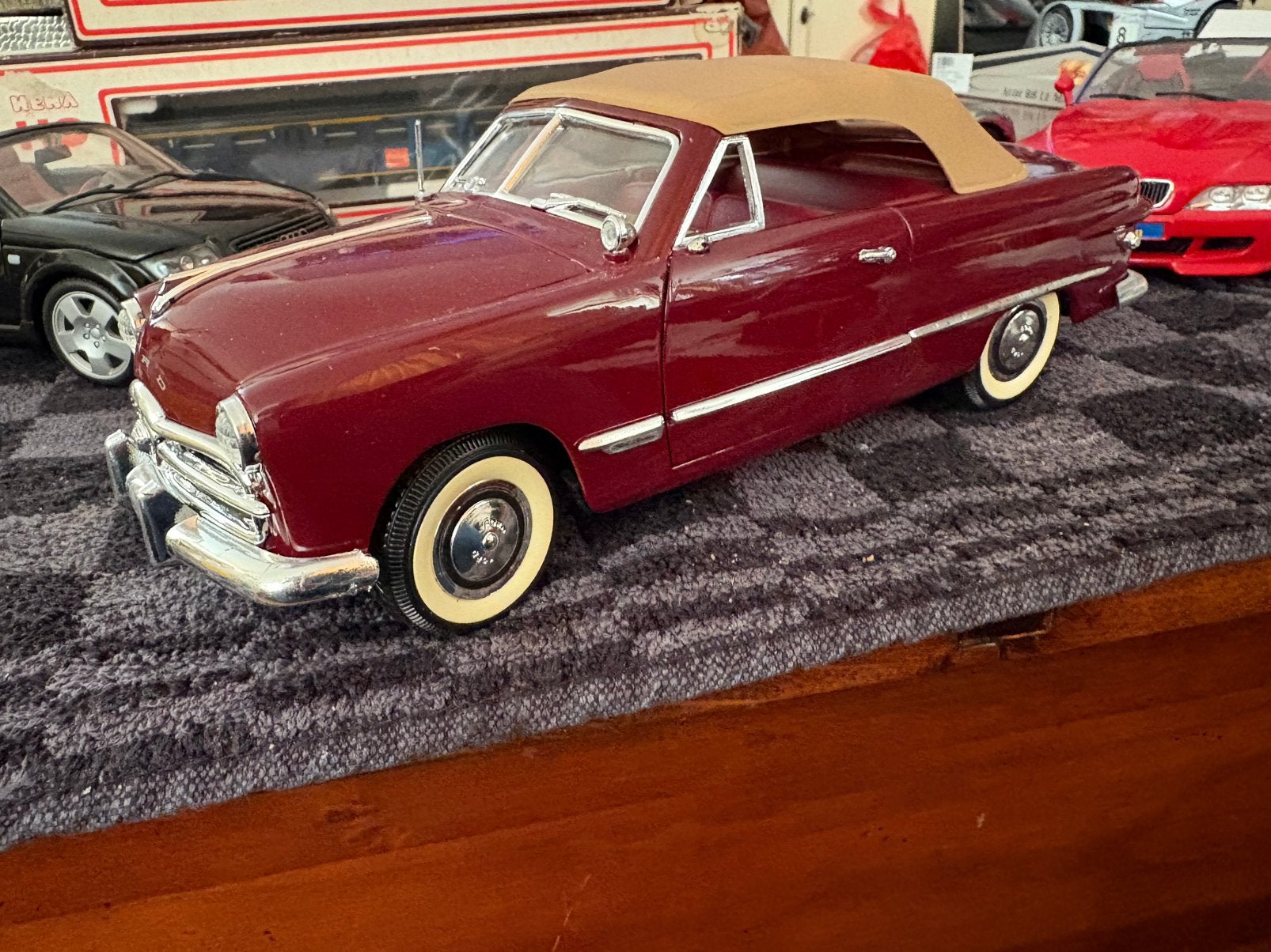 FORD.  1949.  Cabriolet.          MIRA, Ophalen of Verzenden, Zo goed als nieuw