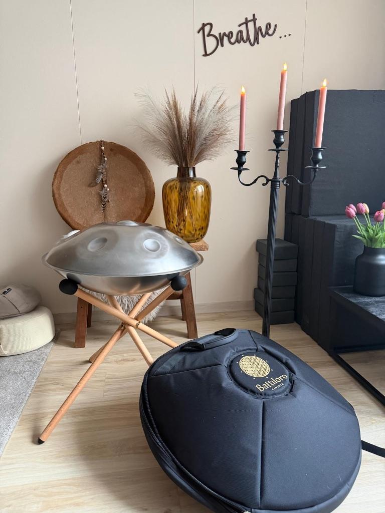 Battiloro handpan A Hijaz (met D ding), Muziek en Instrumenten, Percussie, Ophalen of Verzenden, Zo goed als nieuw, Melodische percussie
