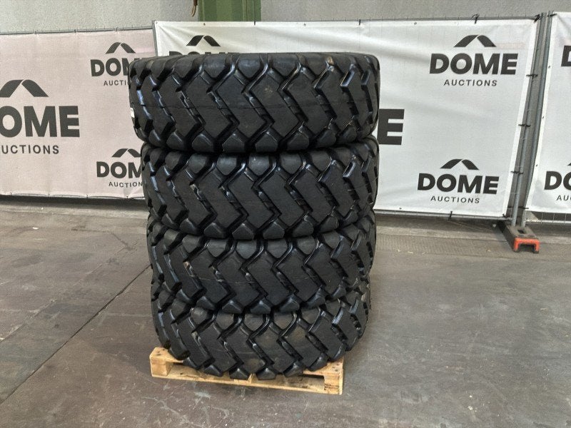 Forcestone E-3/L-3 band voor wielladers (4x)