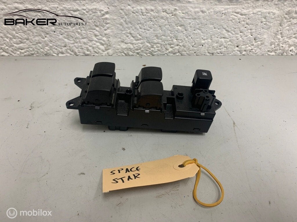 Elektrisch raam schakelaar Mitsubishi Space Star II 13-18, Gebruikt, Mitsubishi, Ophalen of Verzenden