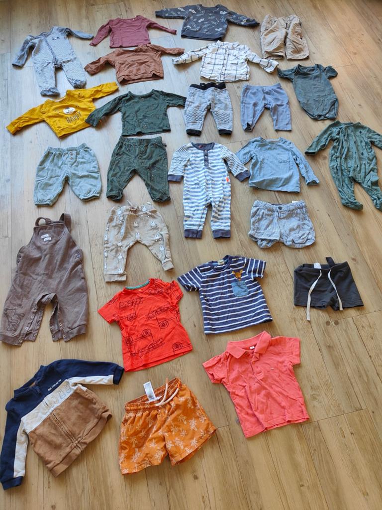 25-delig zomerkleding pakket jongen maat 68 en 74, Ophalen of Verzenden, Gebruikt, Overige maten