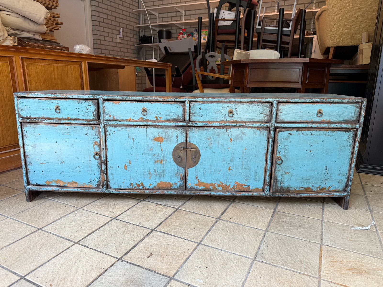 Massief houten Chinees dressoir, Huis en Inrichting, Kasten | Dressoirs, Zo goed als nieuw, 150 tot 200 cm, 25 tot 50 cm, Ophalen