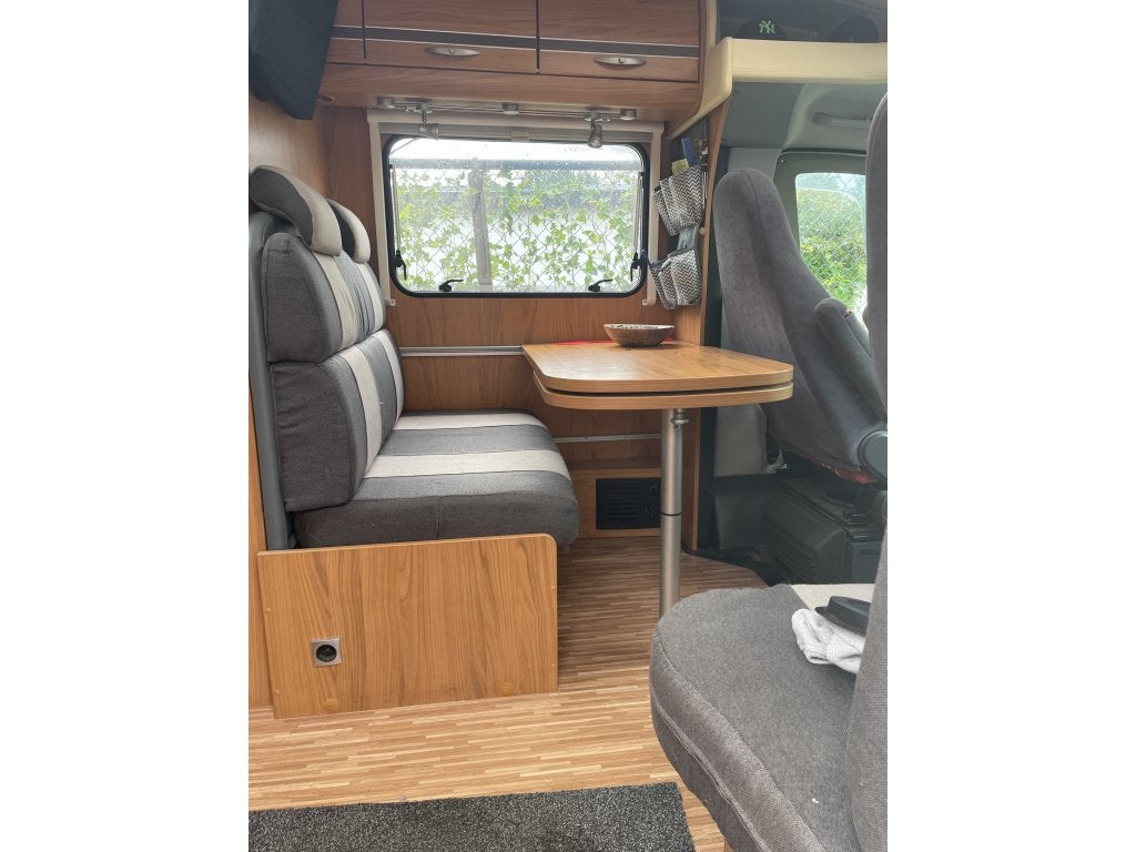 Fiat Ducato Bustner (1064045), Afzuigkap, Chemisch toilet, Ringverwarming, 7 tot 8 meter