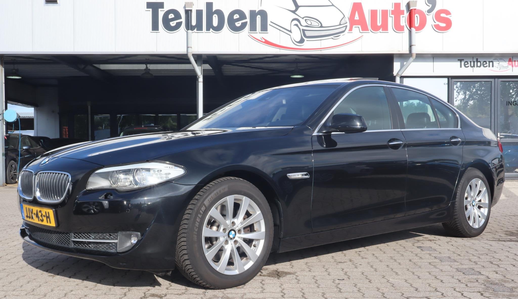 BMW 5-serie 530d Executive Automaat | Leder | Camera | Schui, Auto's, Automaat, Euro 5, Achterwielaandrijving, Gebruikt