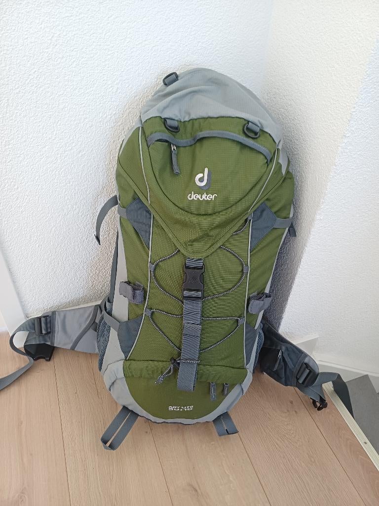 Trekking rugzak Deuter Act Lite (Air Contact) 50 + 10, Ophalen of Verzenden, Zo goed als nieuw, Rugzak