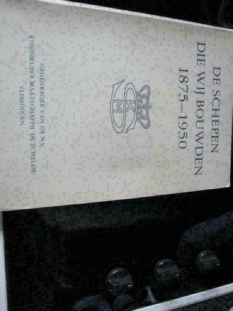 gedenkboek - De schepen die wij bouwden 1875-1950, Boeken, Ophalen of Verzenden, 17e en 18e eeuw, Gelezen