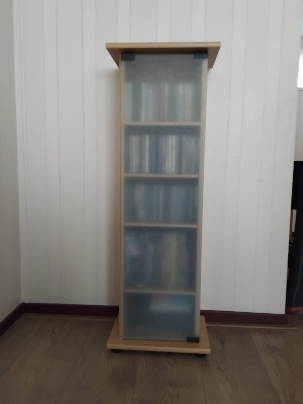 Cd kastje, Huis en Inrichting, Ophalen, Gebruikt, Hout, Cd's