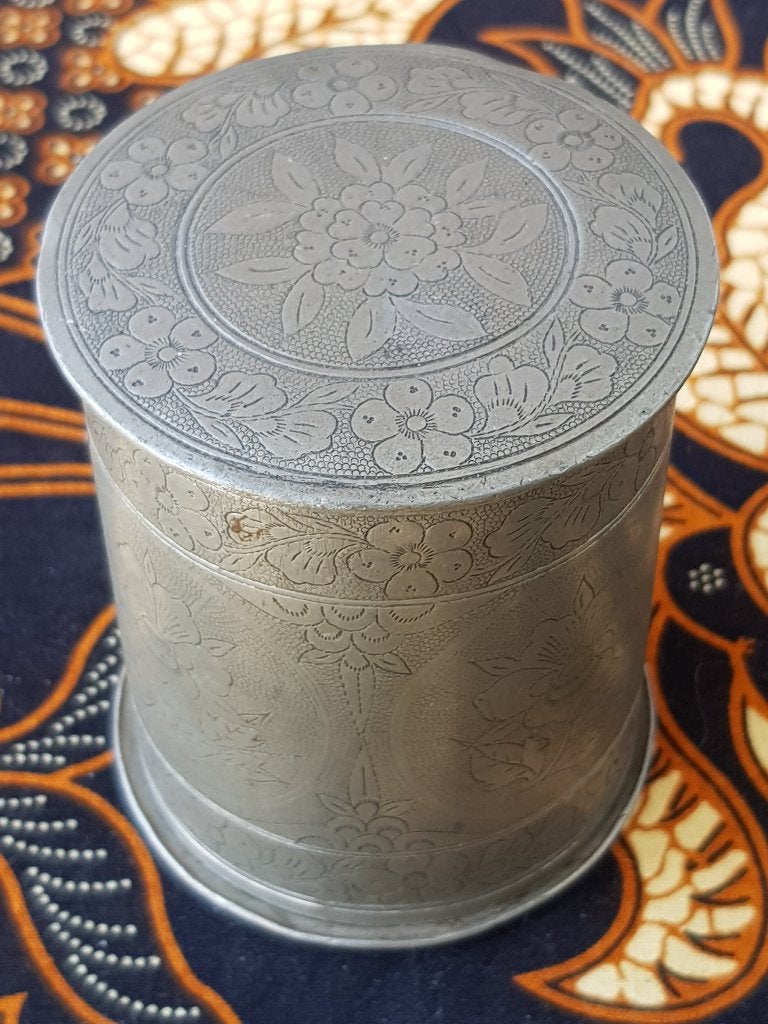 Mooie antieke theebus uit Indonesië van Banka tin 8 cm., Antiek en Kunst, Ophalen of Verzenden