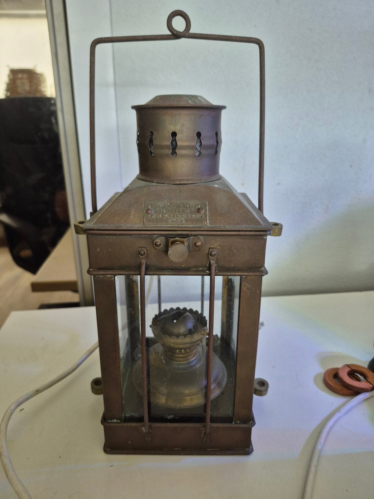 Antieke scheepslamp "Cargo Light" uit Groot-Brittannië, 1989, Ophalen of Verzenden