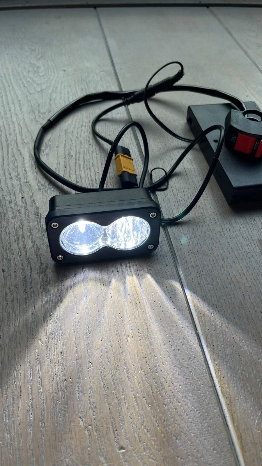 Surron Baja Licht voor Fatbike, Waterbestendig, Batterij, Voorlicht, Nieuw