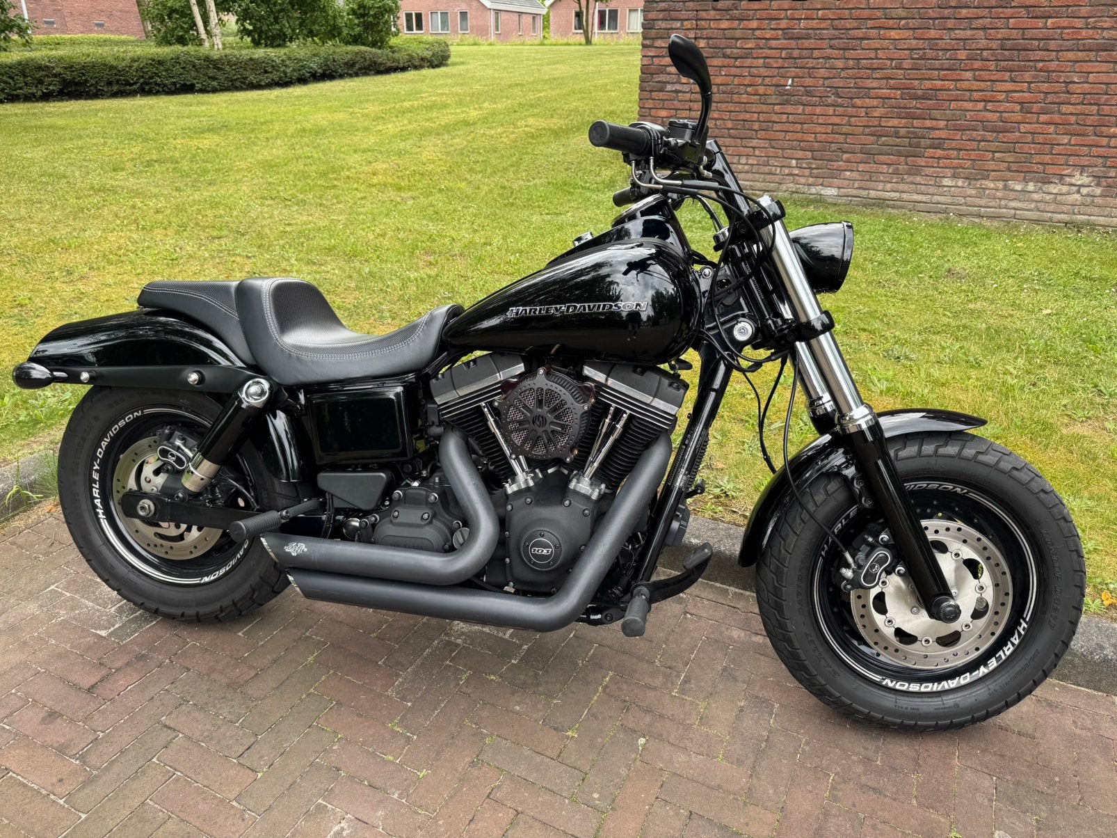 Harley-Davidson Fat Bob FXDF dyna- 2015 black out., Motoren, Motoren | Harley-Davidson, 1690 cc, Motorrijbewijs A, Gebruikt, Particulier