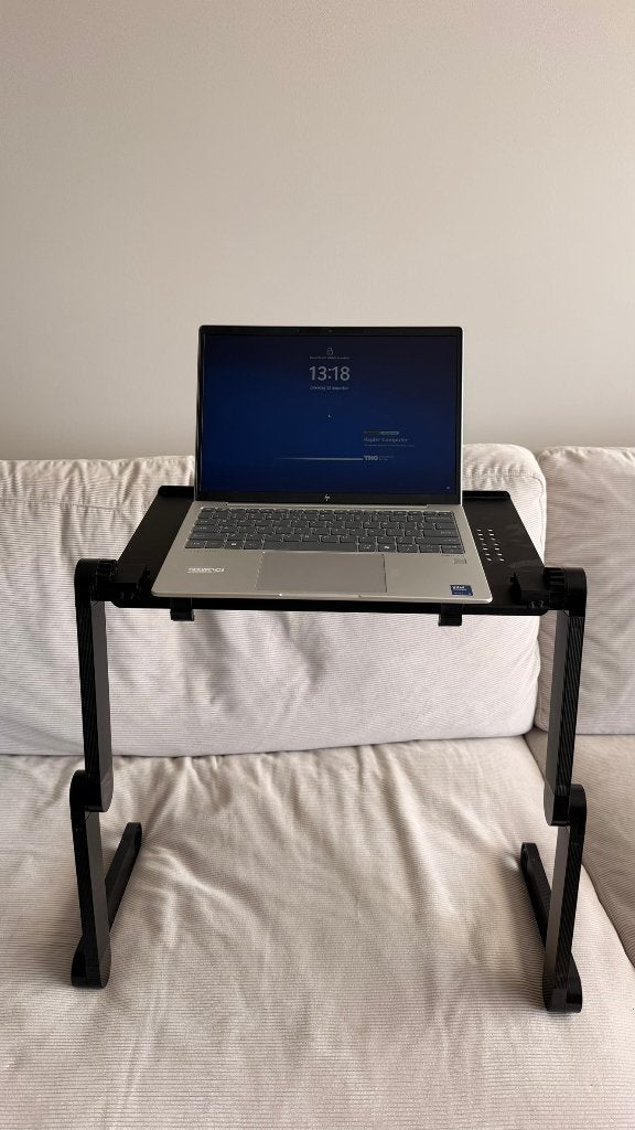 Verstelbaar laptoptafeltje voor bed of bank, Computers en Software, Ophalen, Zo goed als nieuw, In diepte verstelbaar
