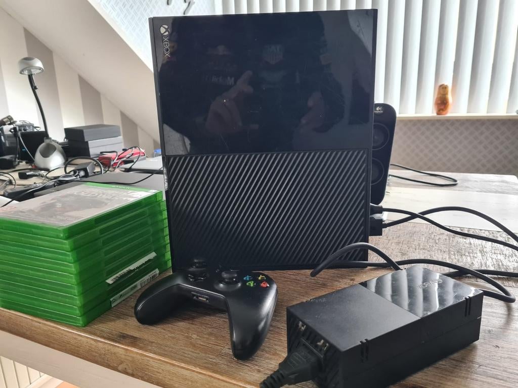 XBOX, Ophalen of Verzenden, 500 GB, Met 1 controller