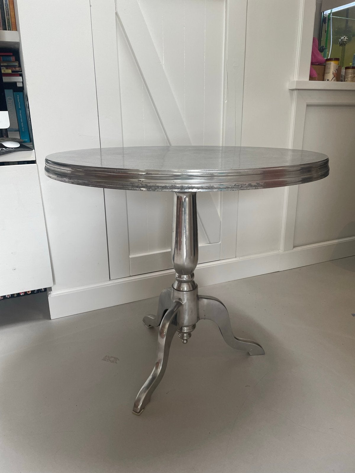 Metalen bijzettafel, rond, zilverkleurig, Minder dan 55 cm, Gebruikt, Metaal of Aluminium, Rond