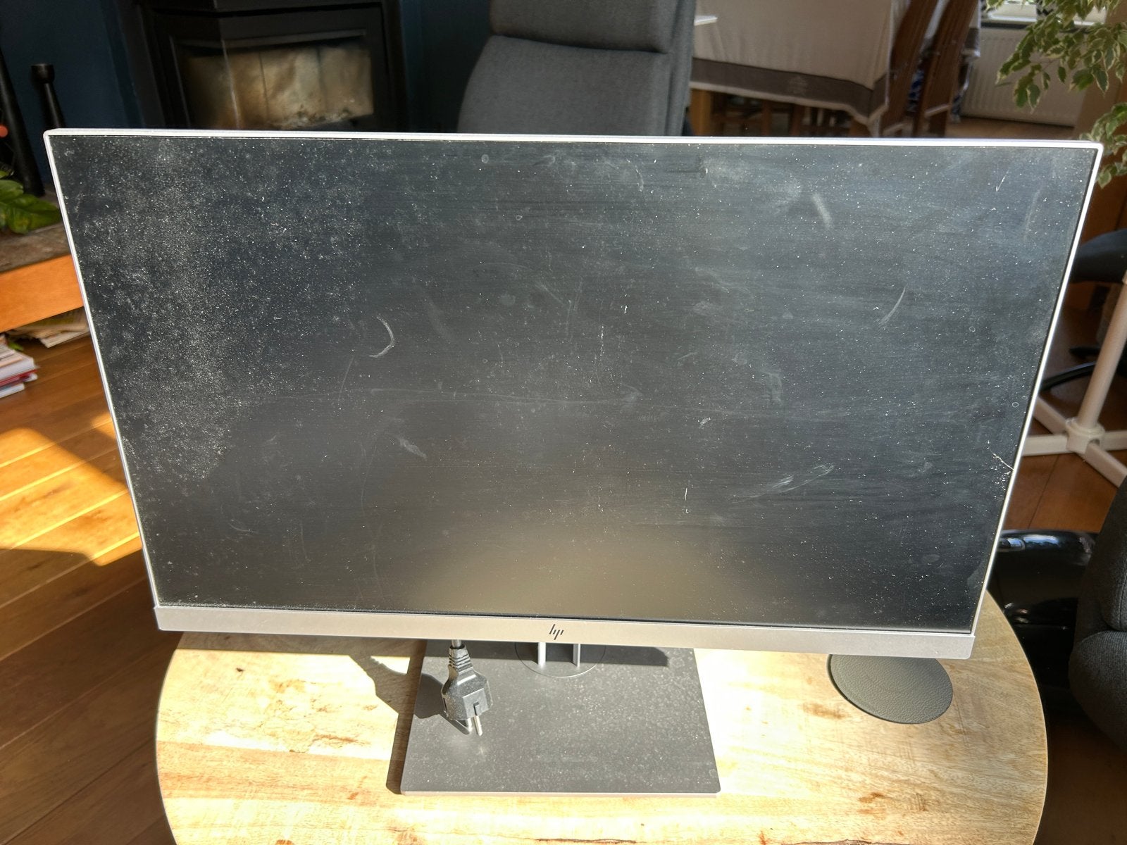HP E243 Monitor - Full HD IPS Scherm, Ophalen, Gebruikt, IPS, In hoogte verstelbaar