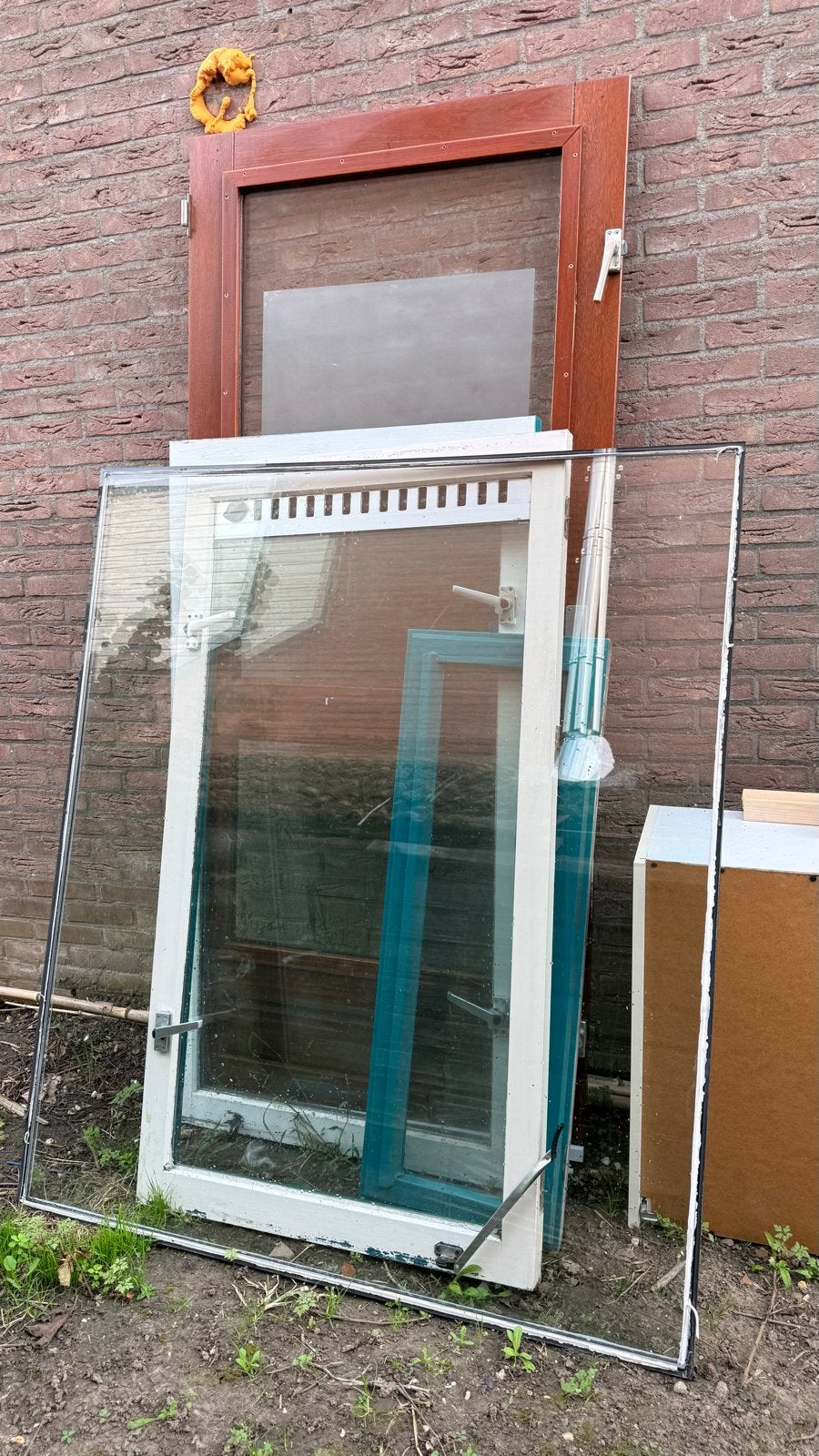 Diverse ramen en glasplaten met barst in achterste glas, Ophalen, Gevelraam of Ruit, Gebruikt, 160 cm of meer