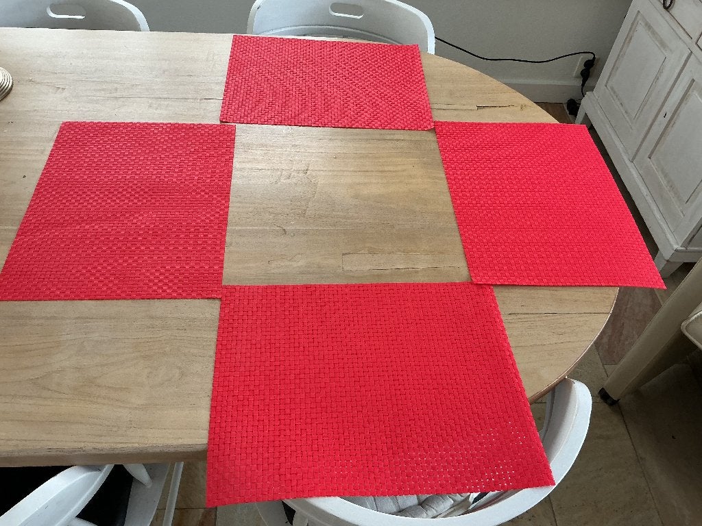 Vier rode placemats van Hema, Huis en Inrichting, Keuken | Keukenbenodigdheden, Overige typen, Kunststof, Nieuw, Ophalen of Verzenden
