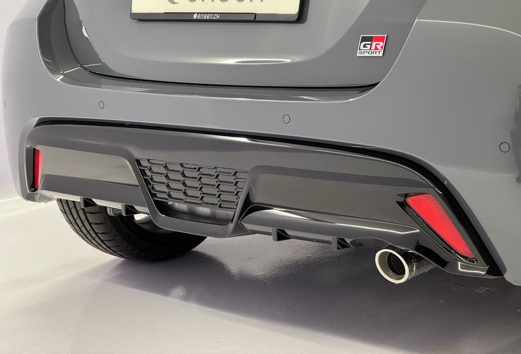“GEZOCHT”: Yaris GR-sport achterbumper inzetstuk 2022>, Ophalen
