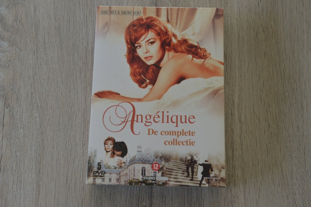 ANGELIQUE -- DE COMPLETE COLLECTIE 5DVDbox, Verzenden, Bonusmateriaal, Zo goed als nieuw, Actie en Avontuur