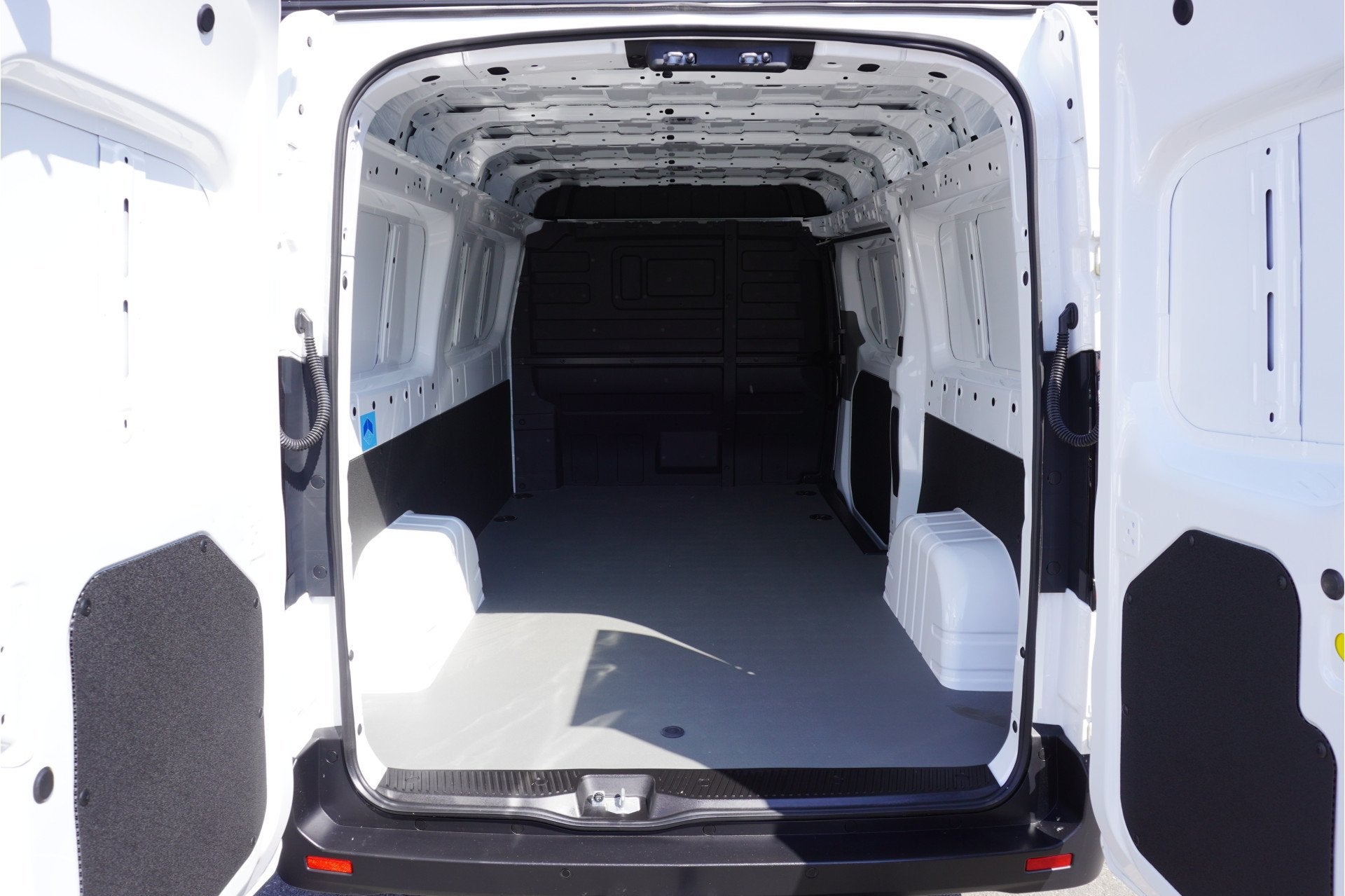 Farizon SV L2H2 83 kWh Launch Edition 450km WLTP Actieradius, Auto's, 2000 kg, Wit, Nieuw, Te koop