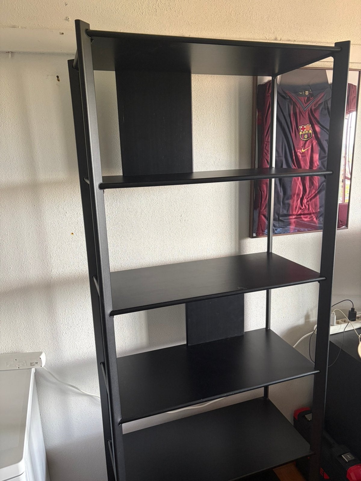 Zwarte ikea Jättesta stellingkast, Ophalen, Zo goed als nieuw