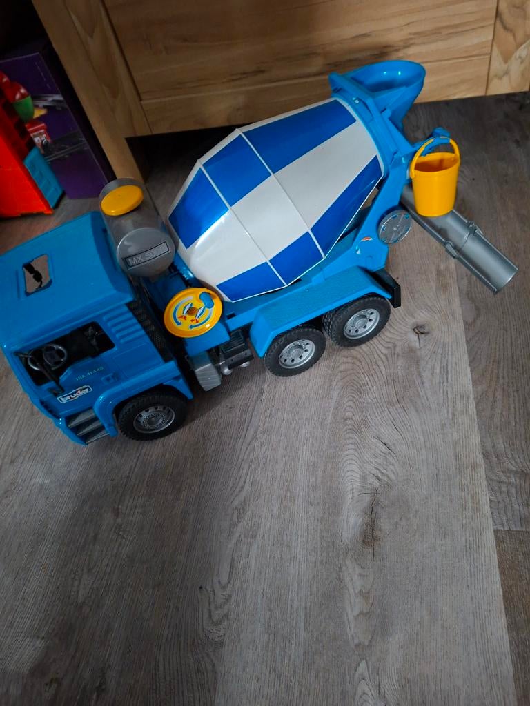 Bruder cementwagen, Ophalen of Verzenden, Gebruikt