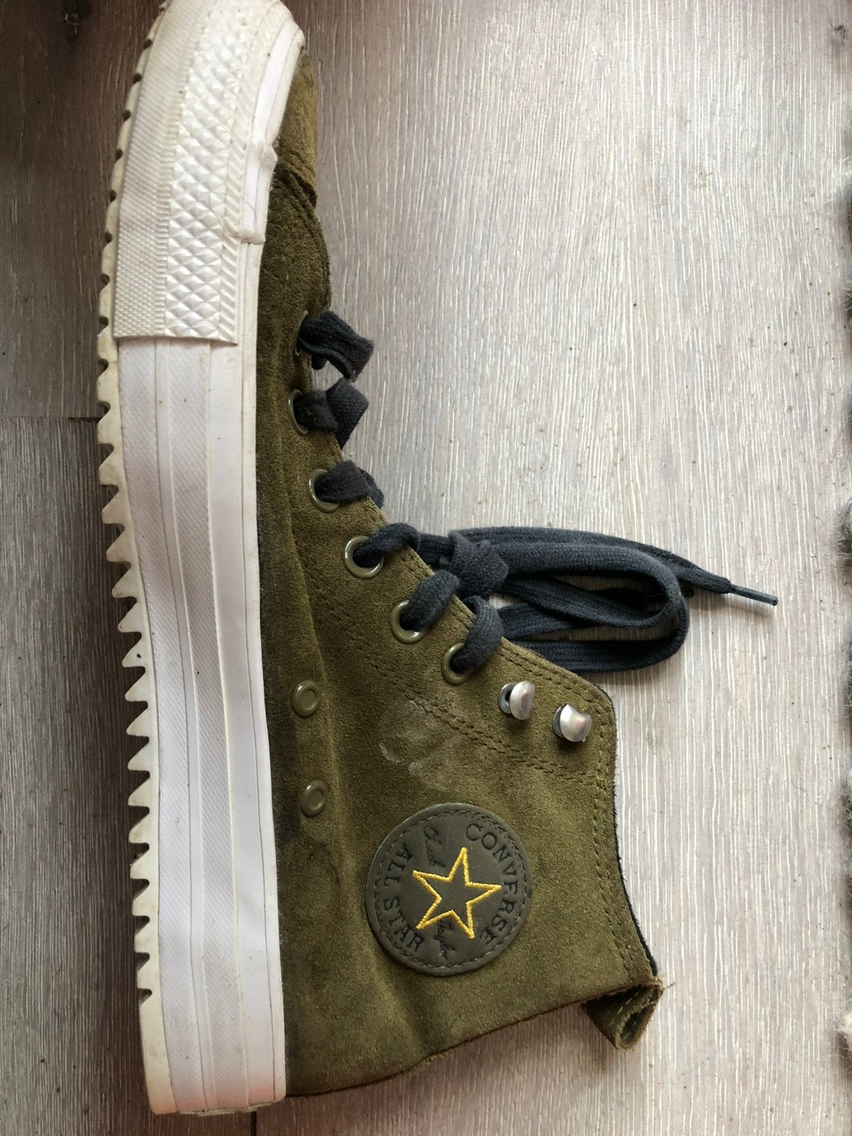 Te koop: nieuwe sneakers, Converse, groen, 41, Kleding | Heren, Schoenen, Ophalen of Verzenden, Nieuw, Overige kleuren