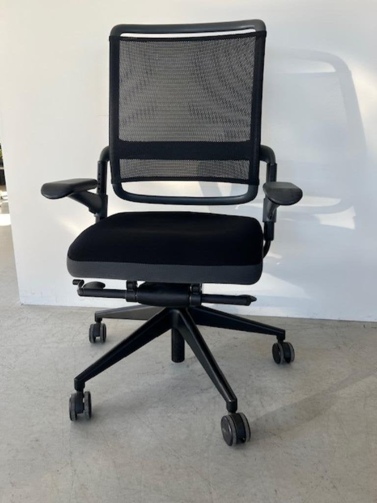 Grahl Xenimum bureaustoel met net-rug, Ophalen, Zwart, Bureaustoel, Ergonomisch