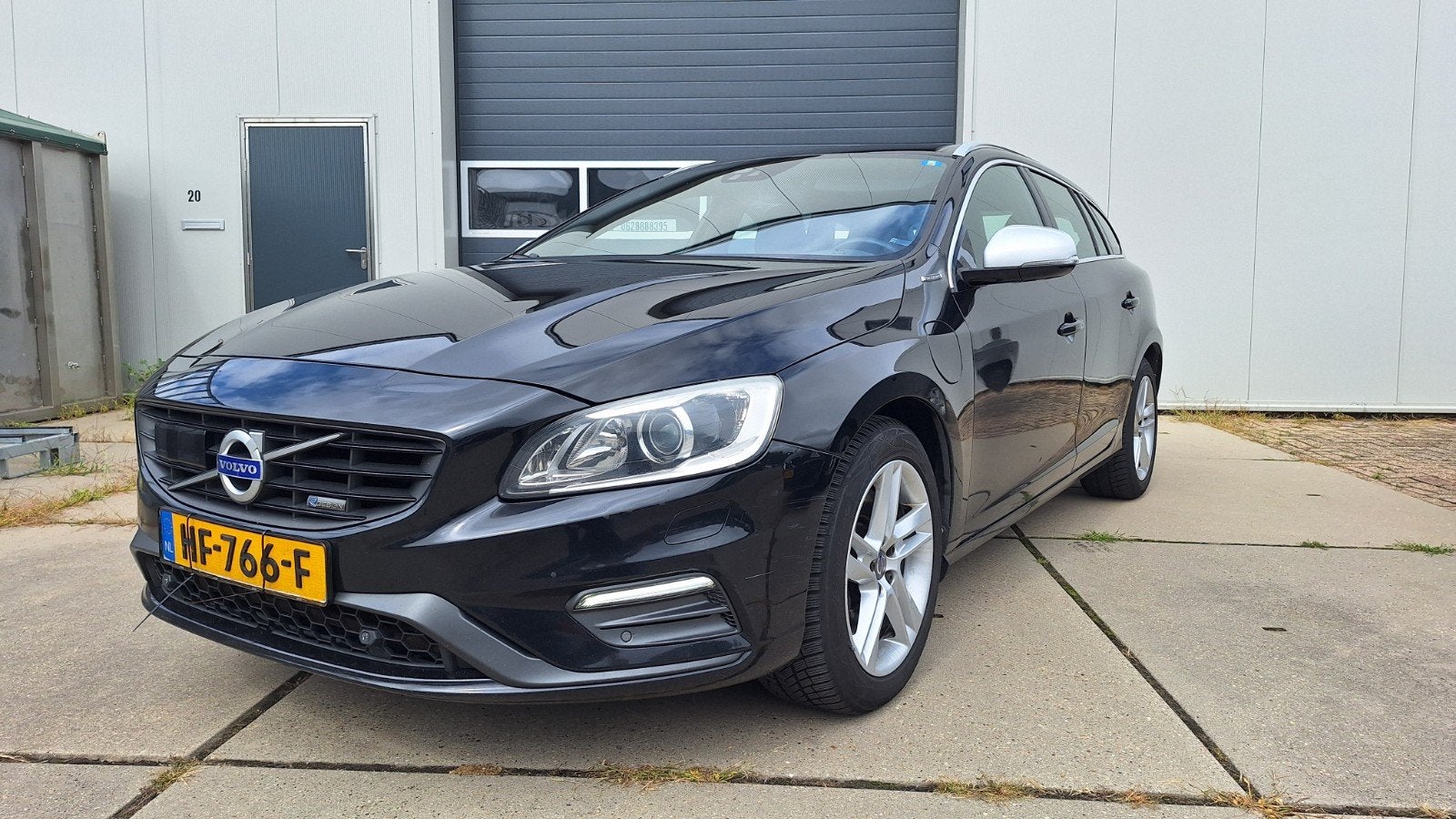 Volvo V60 D6 215pk Plug-in Hybride koude airco handels prijs, Auto's, 1849 kg, 1800 kg, Zwart, Te koop