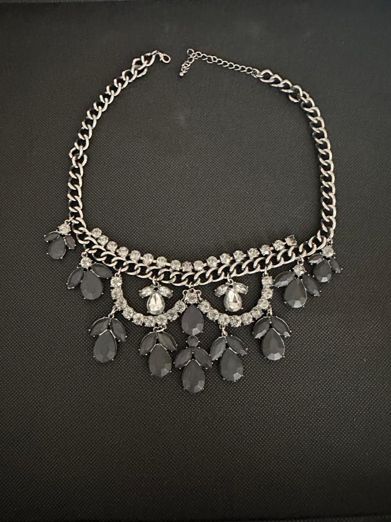 Ketting choker hals ketting met kraaltjes, Ophalen of Verzenden, Zo goed als nieuw, Overige materialen