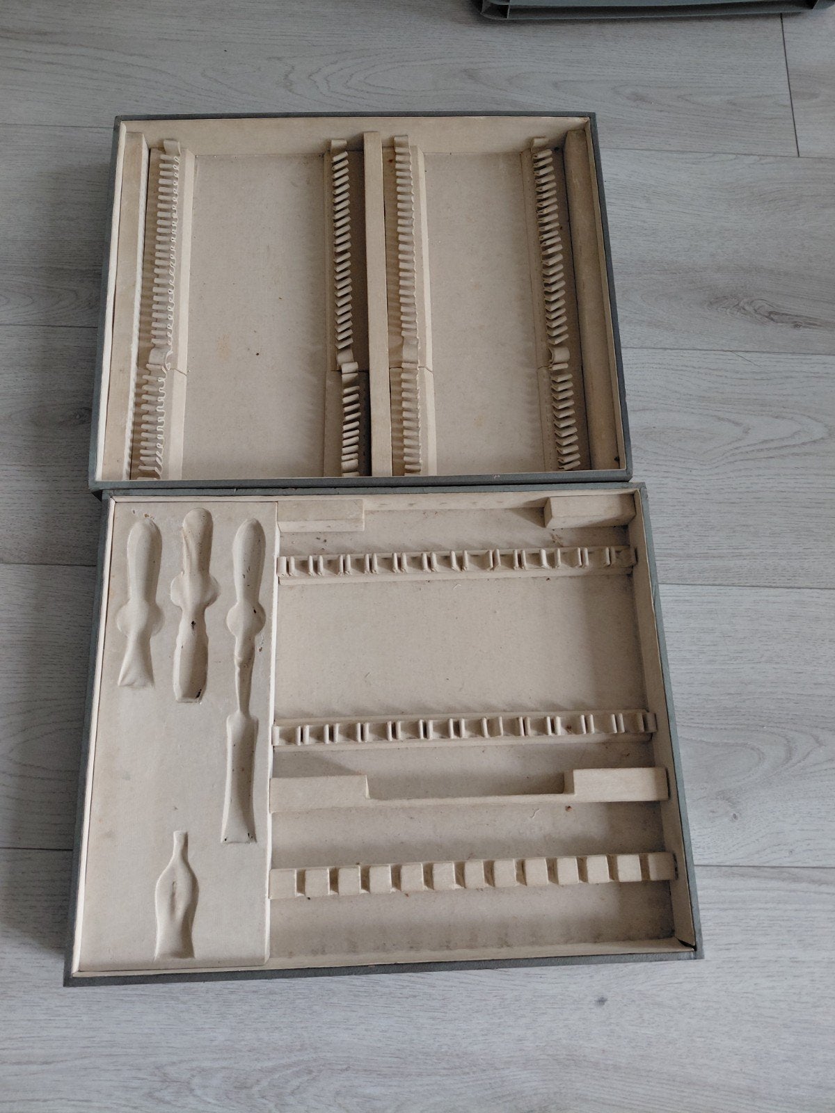 2 lege bestek lades, Ophalen of Verzenden