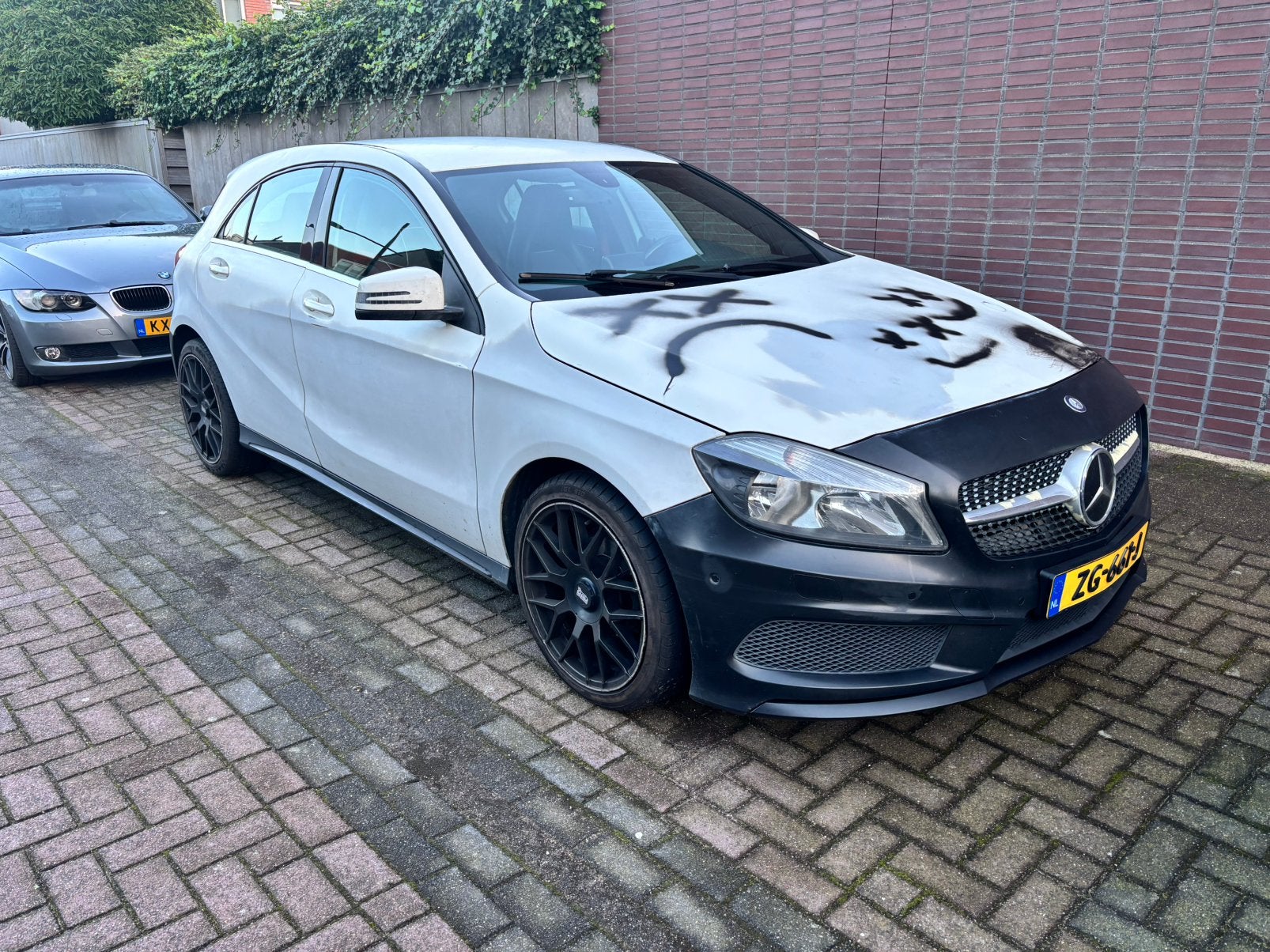 Mercedes-Benz A-Klasse A180cdi 1.8 Blue Eff. Aut7 2013 Wit, Auto's, Euro 5, Zwart, Wit, Diesel