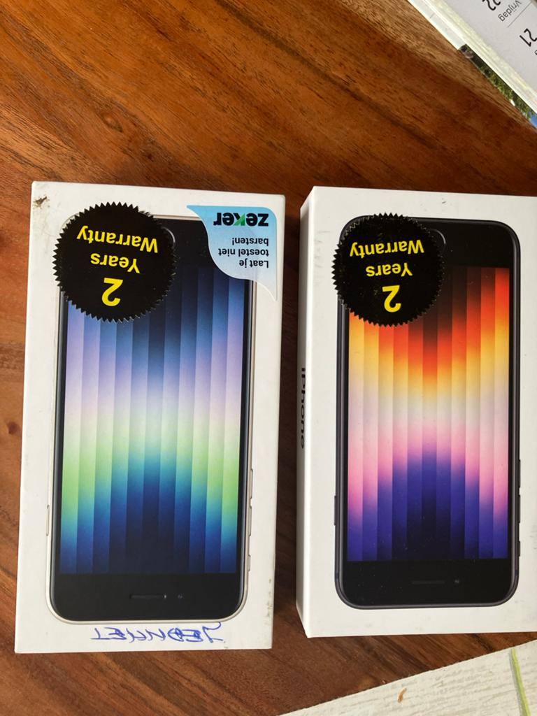 Iphone 7.   2x, Ophalen of Verzenden, 64 GB