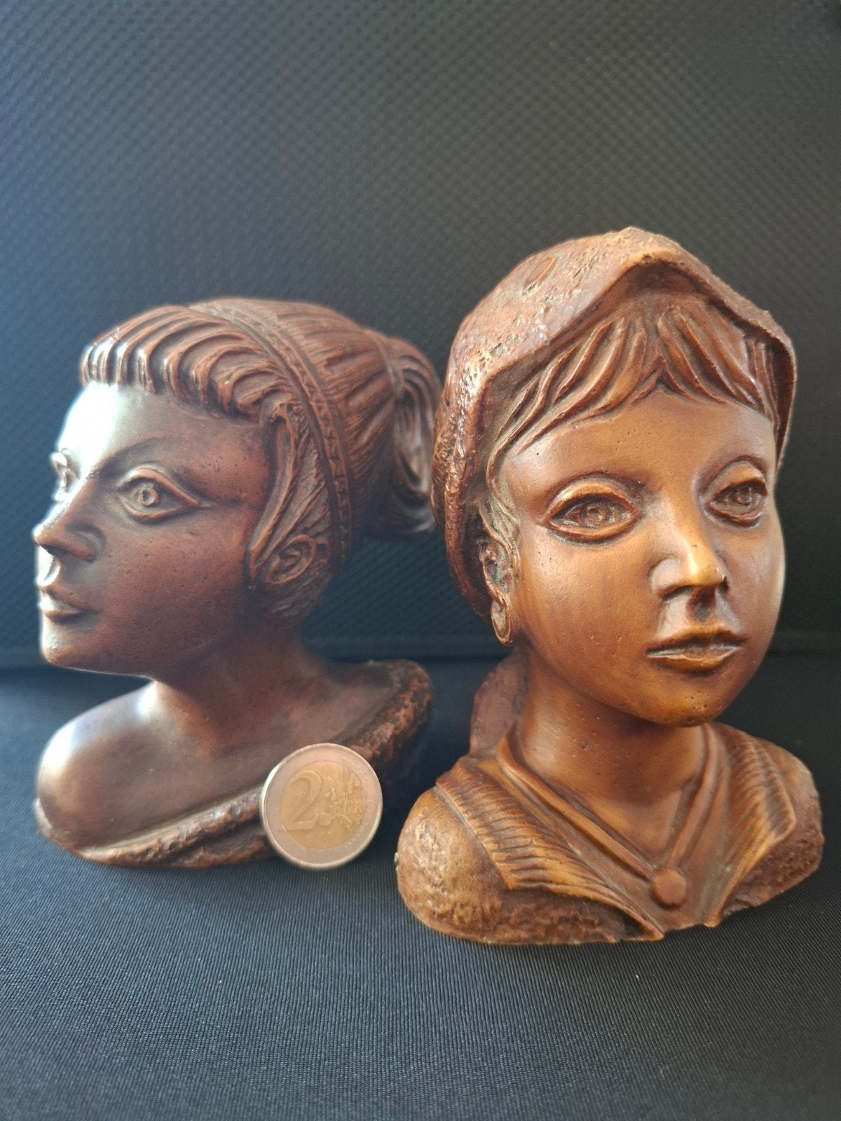 Prachtige bustes. 323 VV en 323. Gebroeders van Paridon, Groep mensen, Minder dan 20 cm, Buste, Ophalen of Verzenden