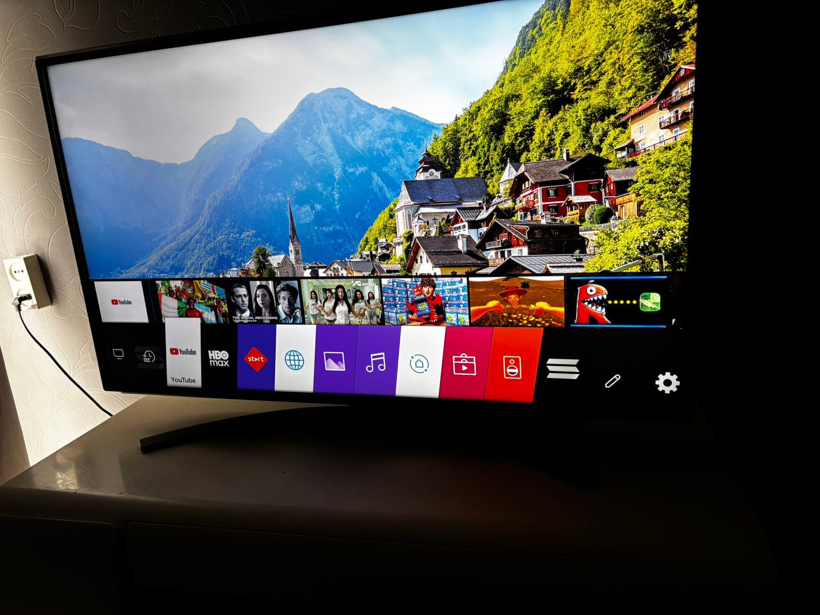 LG 4K Smart TV , 43 Inch, Audio, Tv en Foto, Televisies, Ophalen, 50 Hz, Zo goed als nieuw, 100 cm of meer