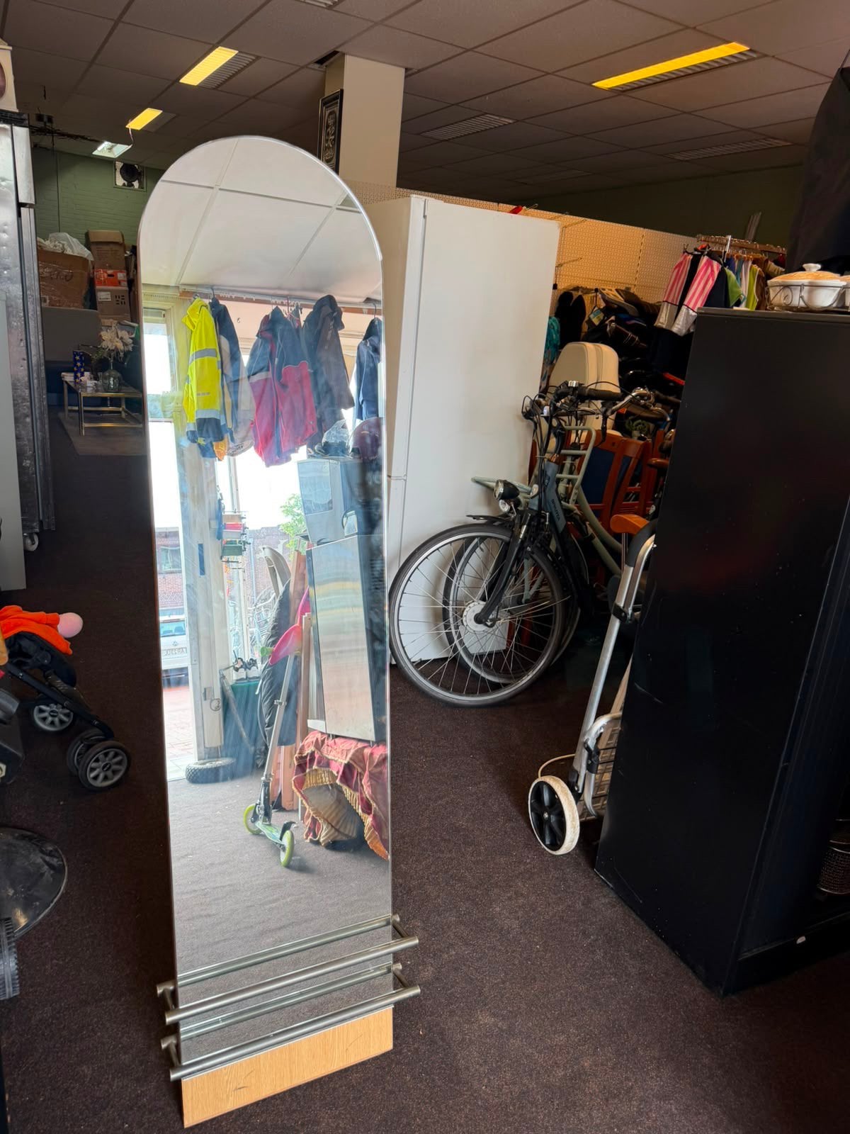 staande passpiegel 168-40  €85, Huis en Inrichting, Minder dan 50 cm, Ophalen of Verzenden, Zo goed als nieuw, 150 tot 200 cm