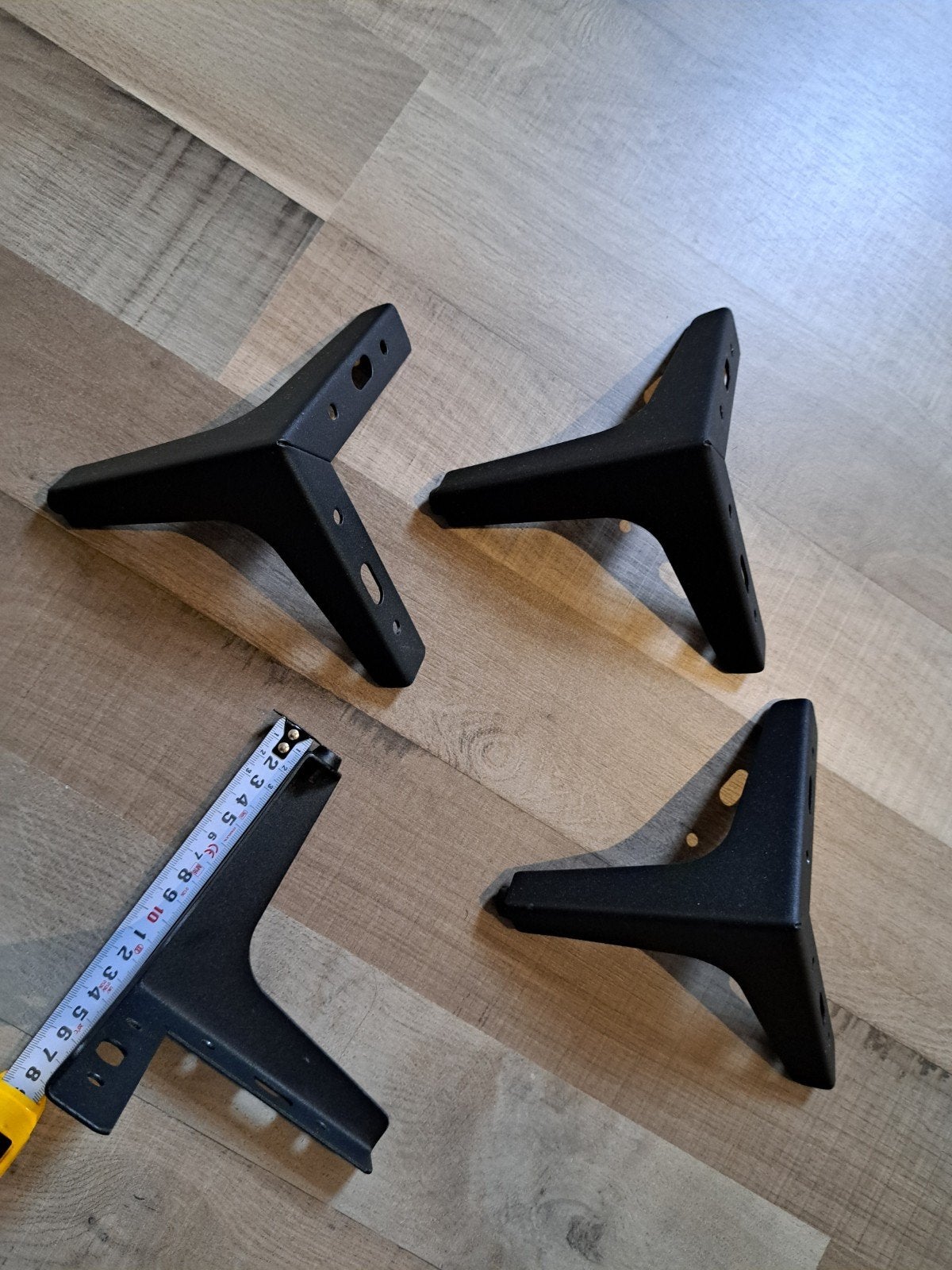 Set van 4 zwarte metalen meubelpoten, 13cm hoog, voor bank/h, Ophalen of Verzenden, Nieuw