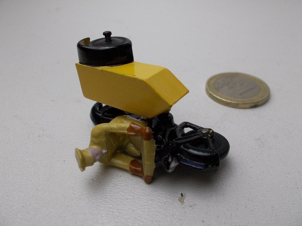 1949 Dinky Toys 44B MOTOTCYCLE + SIDECAR (Gerestaureerd) -F-, Ophalen of Verzenden, Gebruikt, Overige typen, Dinky Toys
