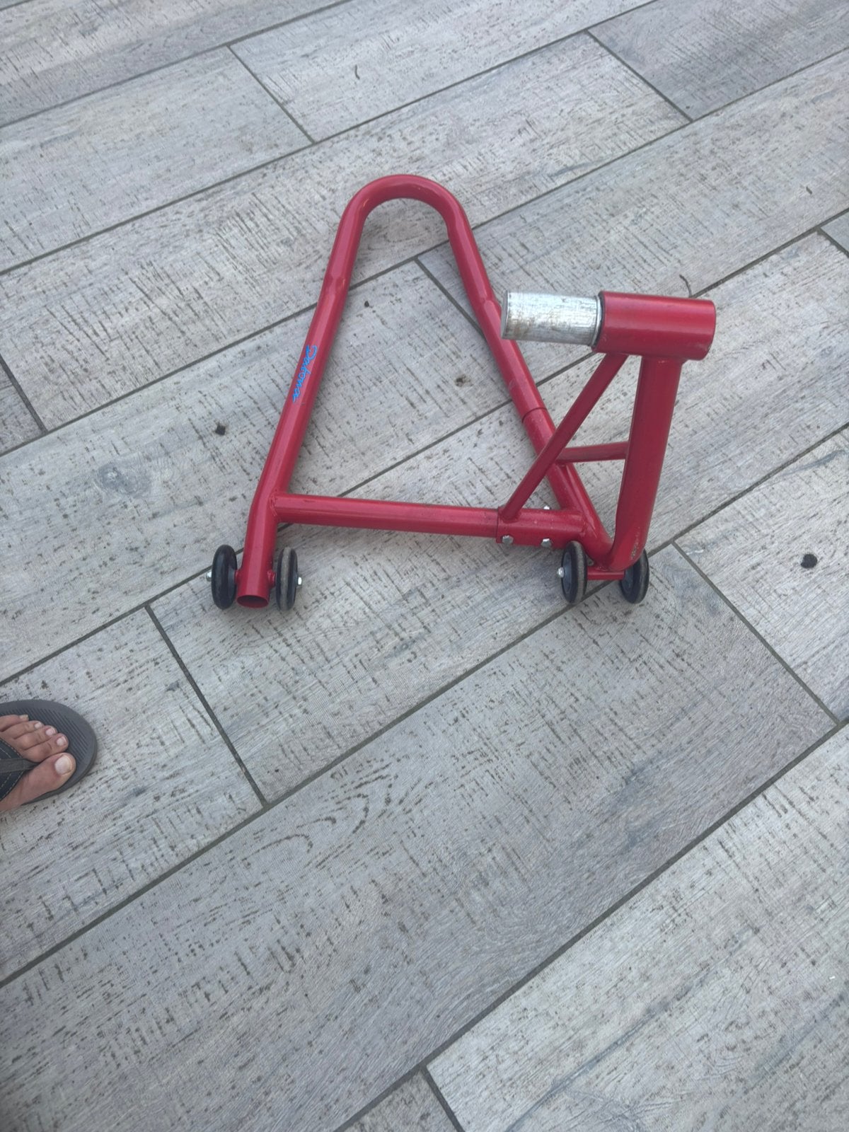 Motor steun achter wiel., Ophalen