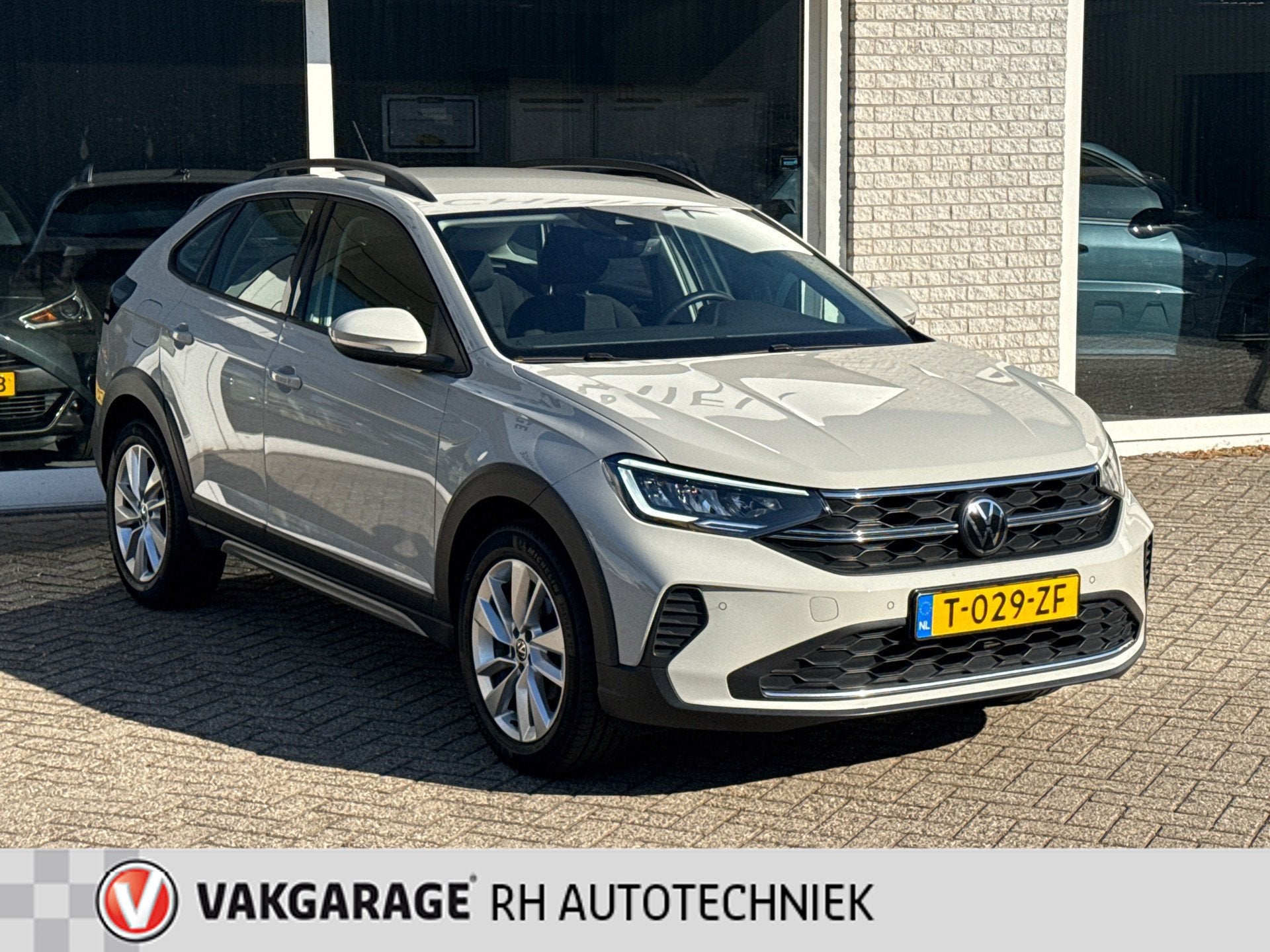 Volkswagen Taigo 1.0 TSI Life Org NL, NAP, Auto's, Volkswagen, Gebruikt, Euro 6, 620 kg, Origineel Nederlands