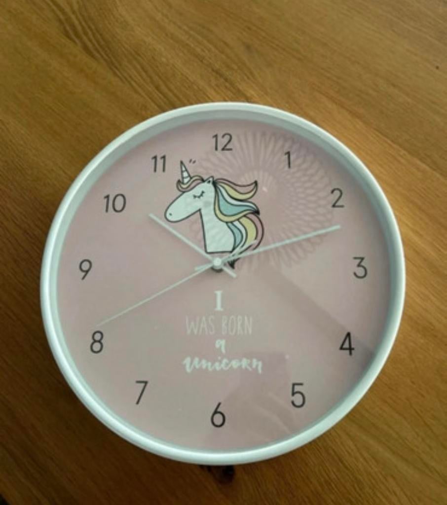 Klok Unicorn, Huis en Inrichting, Woonaccessoires | Klokken, Ophalen of Verzenden, Zo goed als nieuw, Wandklok