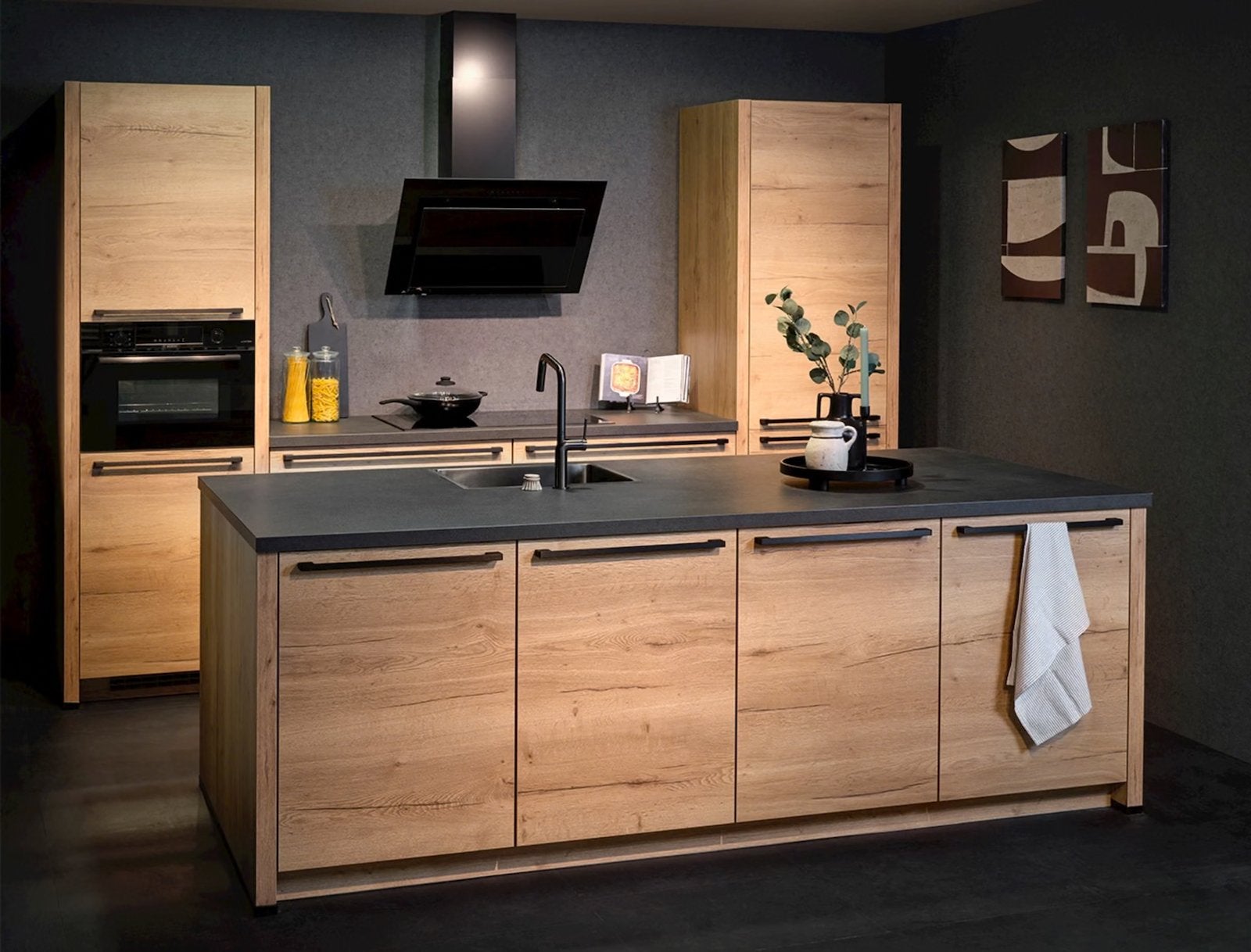 Mooie keuken staat in de showroom, Ophalen of Verzenden, Nieuw