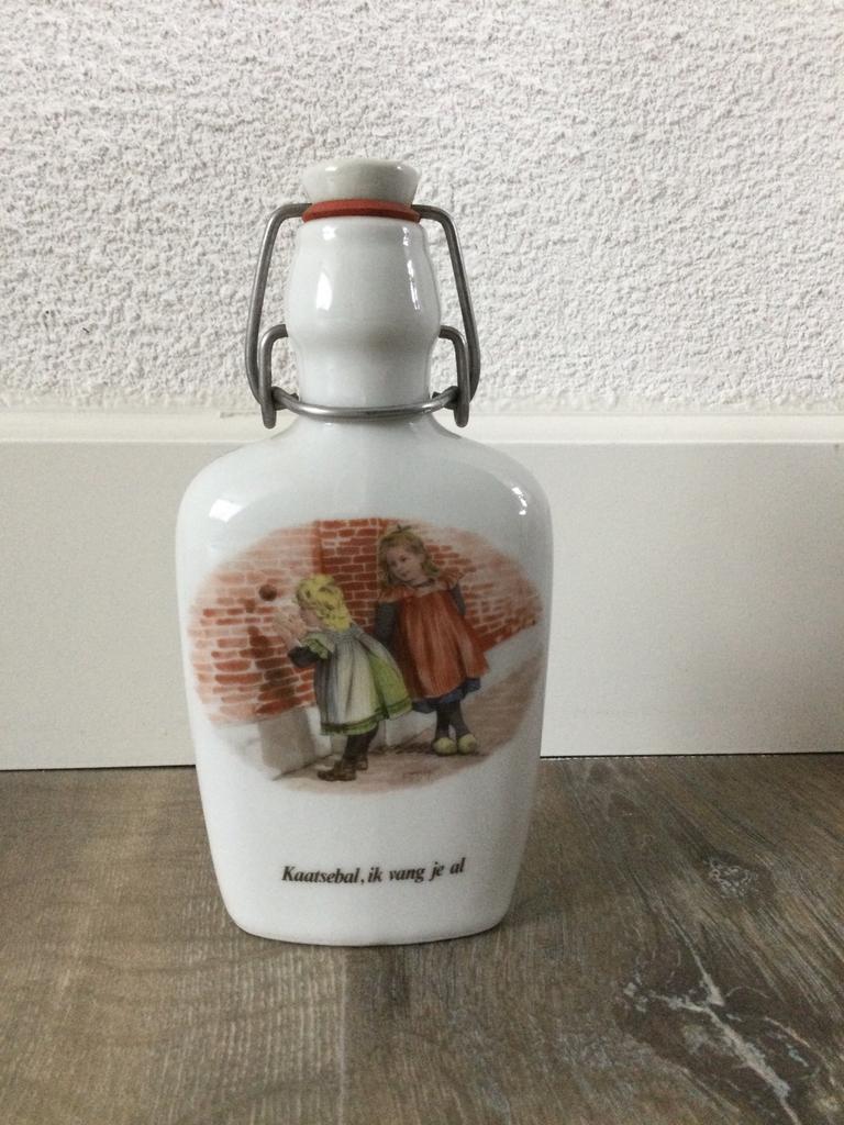 Ot en Sien fles Royal schwabap 17cm Kaatsebal, ik vang je al, Huis en Inrichting, Overige typen, Ophalen of Verzenden, Zo goed als nieuw