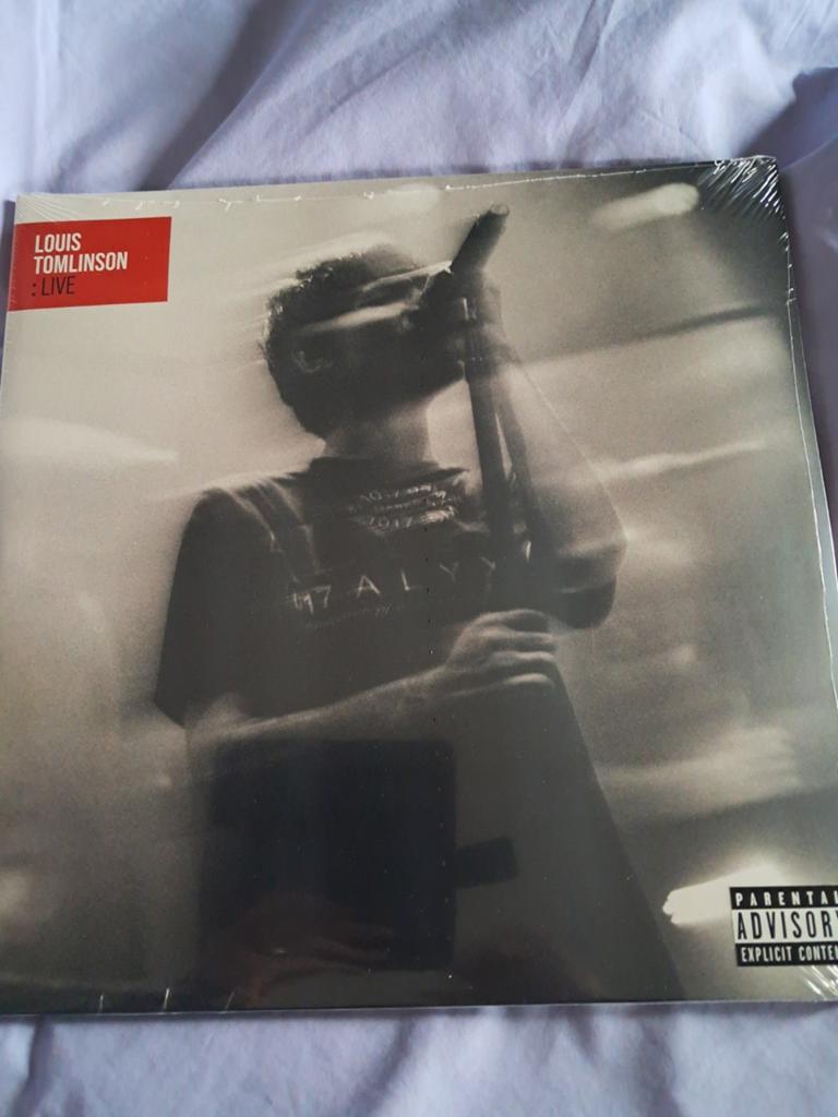 Louis Tomlinson dubbel LP "Live"., Cd's en Dvd's, Vinyl | Pop, Ophalen of Verzenden, Nieuw in verpakking