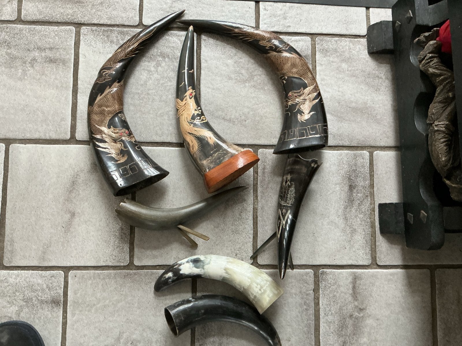 Verzameling van decoratieve hoorns, Antiek en Kunst, Ophalen of Verzenden