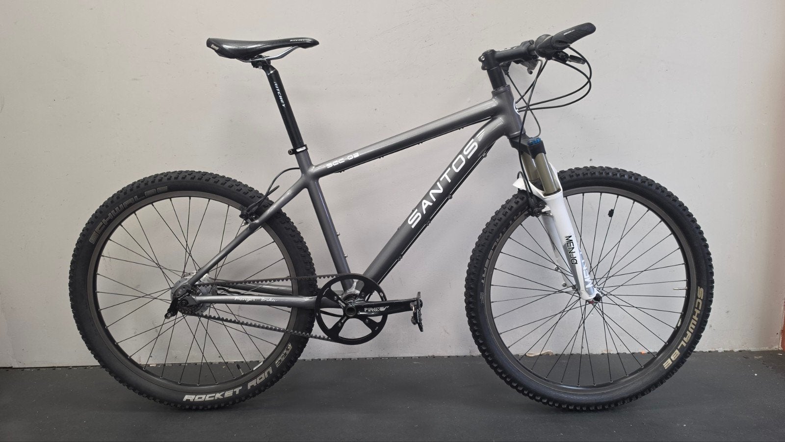 Santos SCC 03 Mountainbike met Gates Belt Drive, Gebruikt, 10 tot 15 versnellingen, Velgrem, 49 tot 53 cm