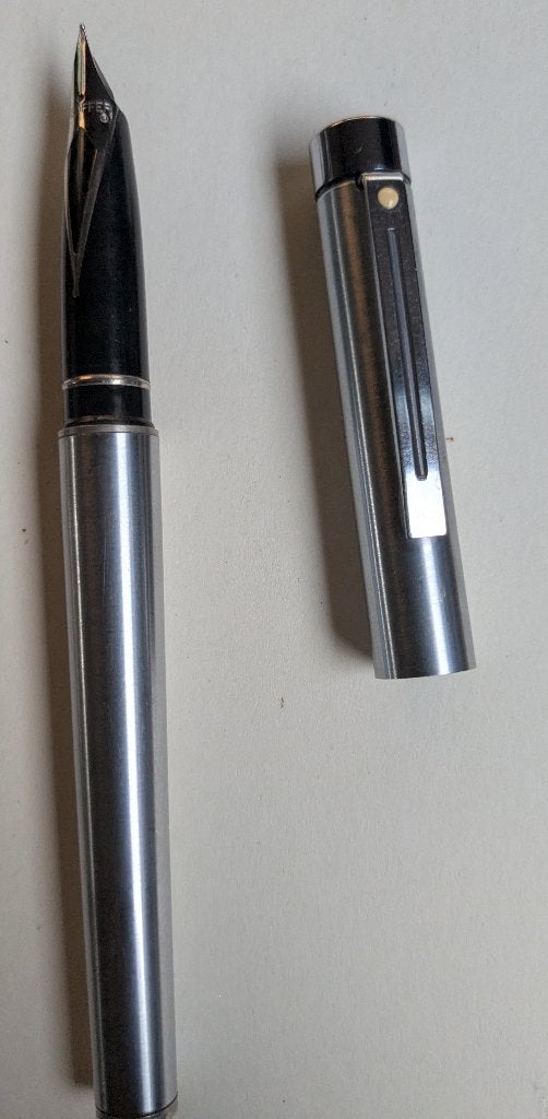 Sheaffer Targa 1001 vulpen – brushed stainless steel, Antiek en Kunst, Antiek | Kantoor en Zakelijk, Ophalen of Verzenden