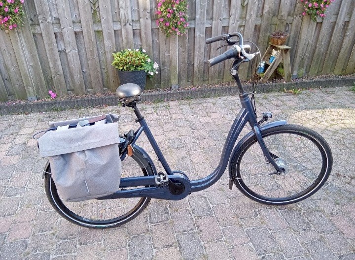Batavus Entree, lage instap. Nieuw, wegens omstandigheden., Fietsen en Brommers, Fietsen | Dames | Damesfietsen, Zo goed als nieuw